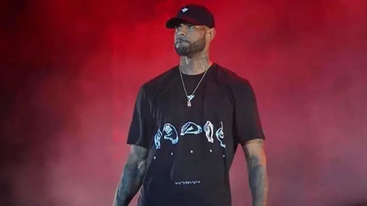 Booba va-t-il remplir une troisième fois Paris La Défense Arena ?