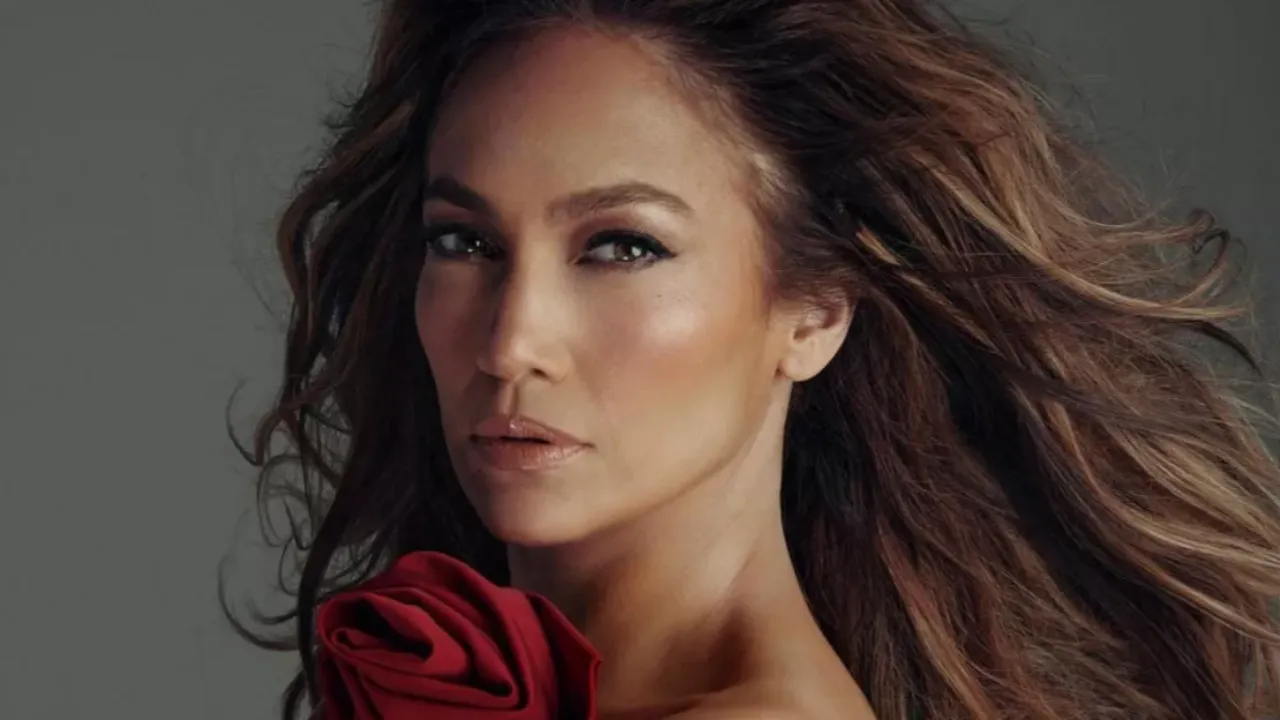 Jennifer Lopez se livre à propos de son nouvel album, 