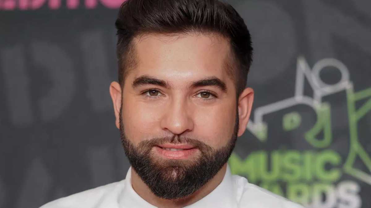 Kendji Girac tout en émotion en live avec 