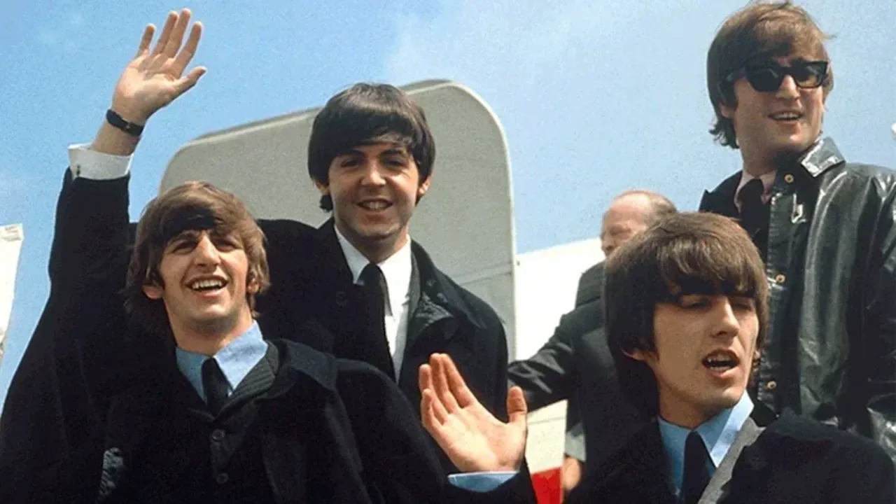 The Beatles : on connaît le nom des acteurs pour les biopics