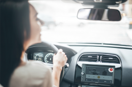 L'autoradio, l'indispensable des voyages en voiture !